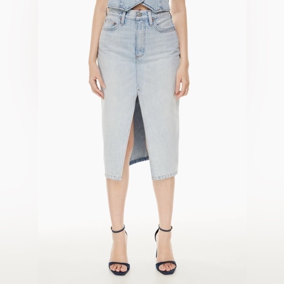 Aritzia Denim Forum The 90s Halle Jean Skirt - Picture 1 of 15